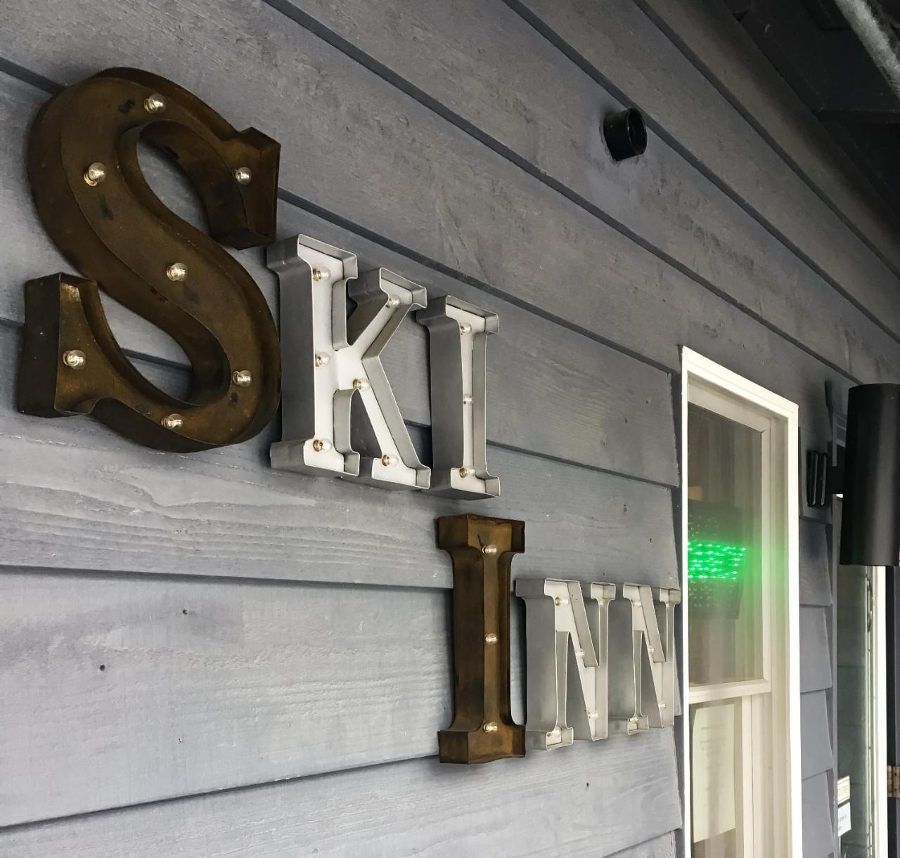 Ski Inn Гирдвуд Экстерьер фото